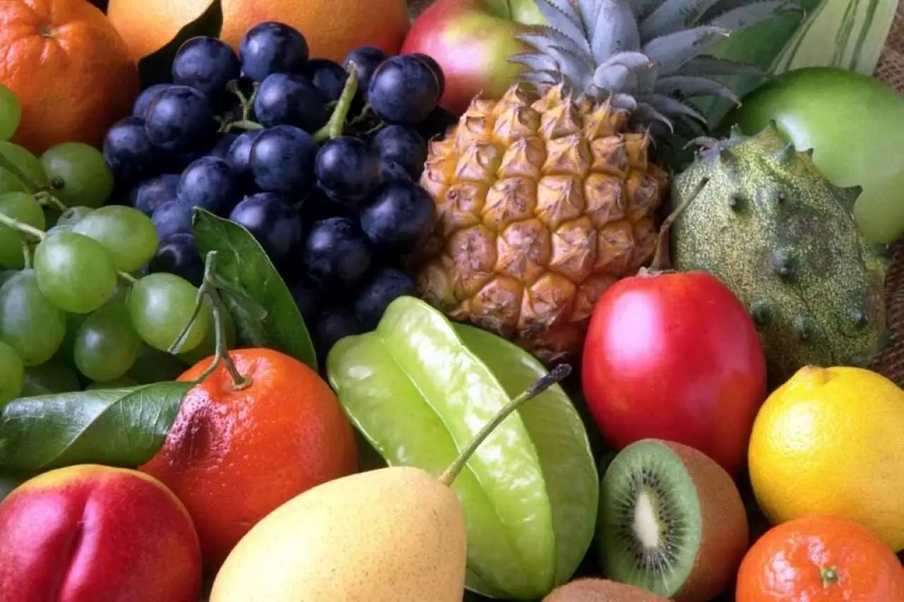 Frutta di stagione a luglio: quali sono i sapori estivi da portare in tavola e perché sceglierli