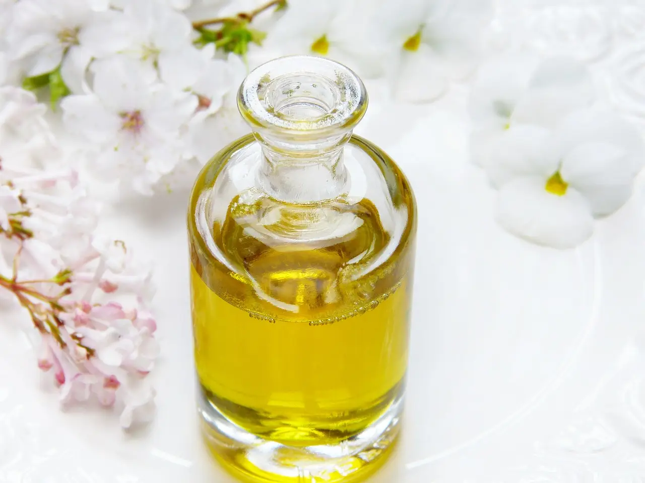 Olio di Neem: ecco il prezzo reale in farmacia e l’alternativa più economica