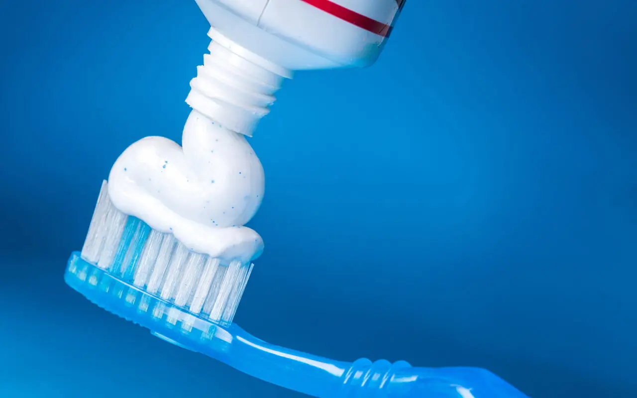 Qual è il miglior sbiancante? Ecco la risposta del dentista