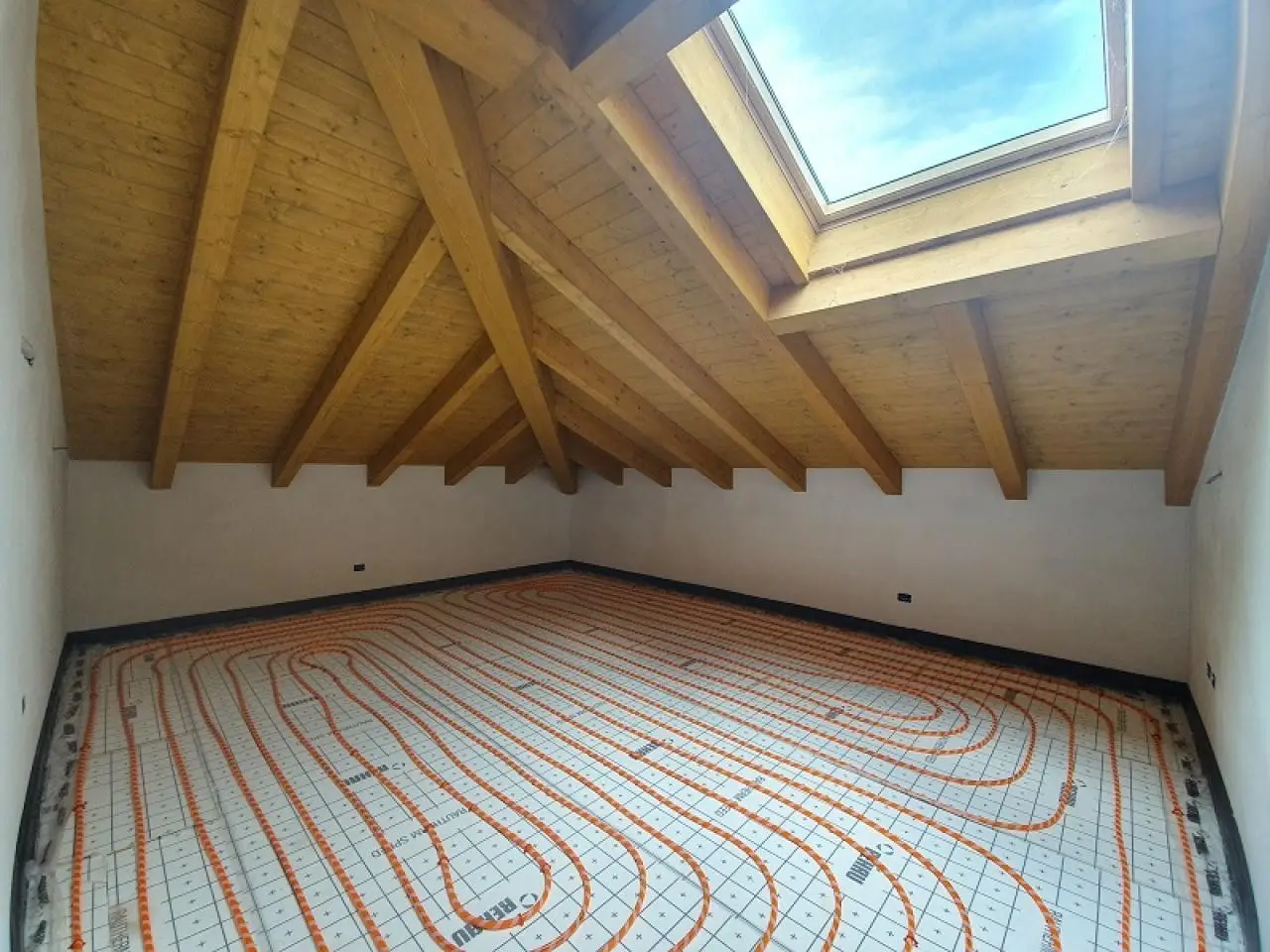 Stanco di spendere troppo per il riscaldamento? Ecco i metodi alternativi più economici